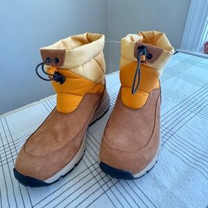 Danner Cloud Cap Roasted Pecan/Apricot Insulated 400G women’s boot / bootie new